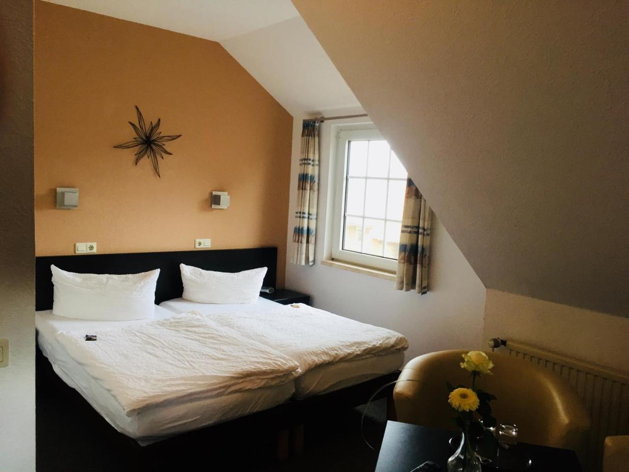 Hotel Wuelfers Gasthaus Gross Ippener Eksteriør billede
